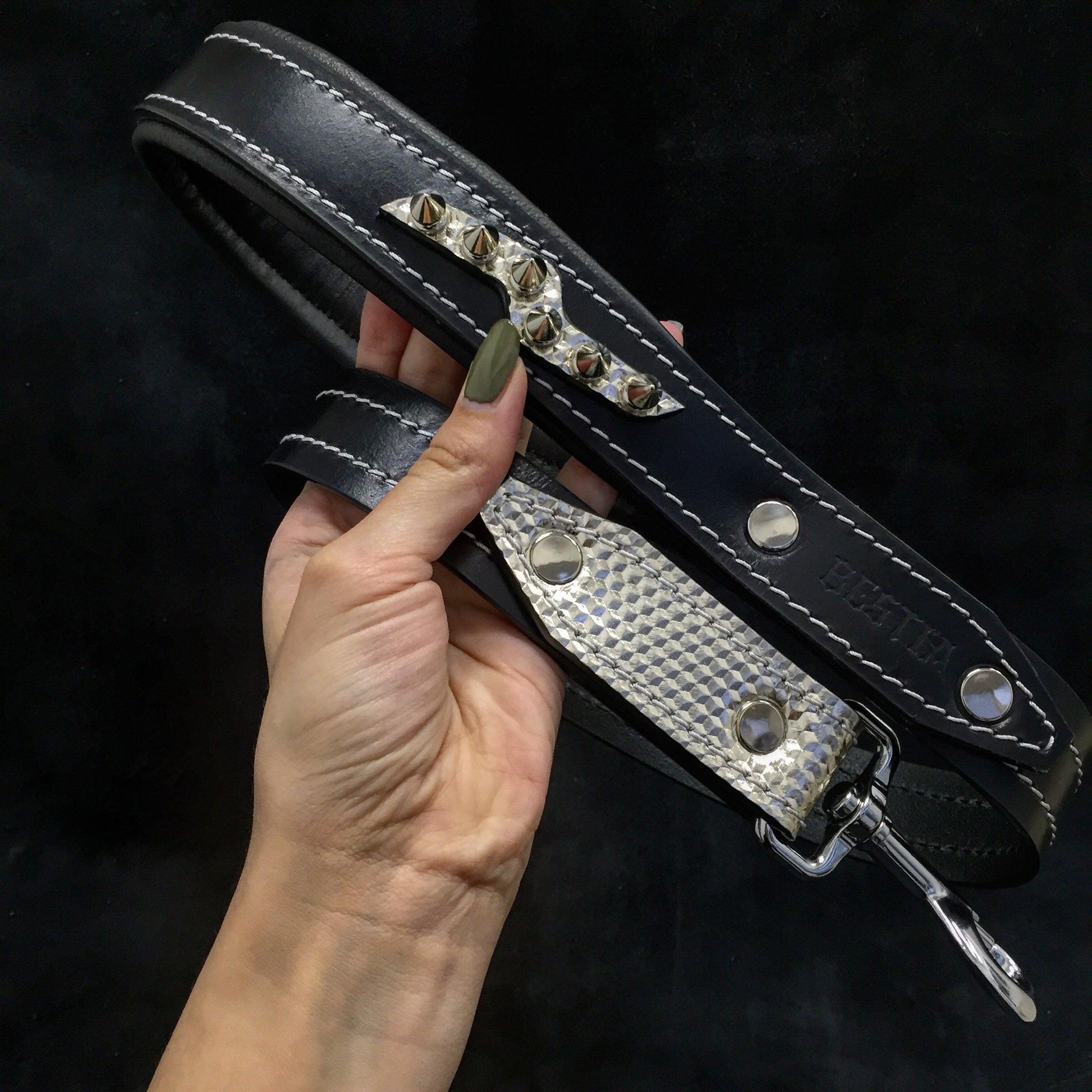 The ''Platinum'' Leash-1