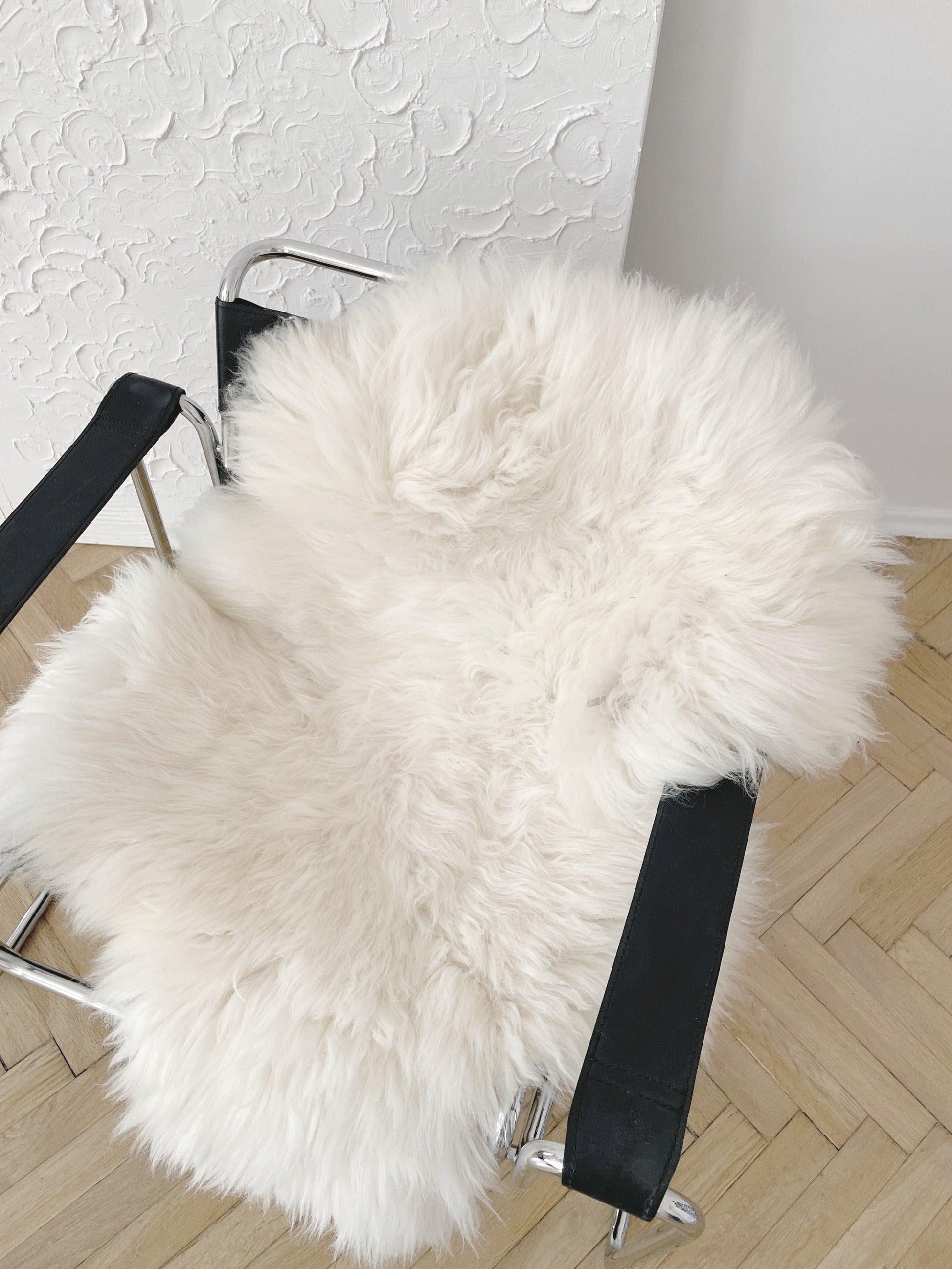 Natural Sheepskin Rug for Pet-4