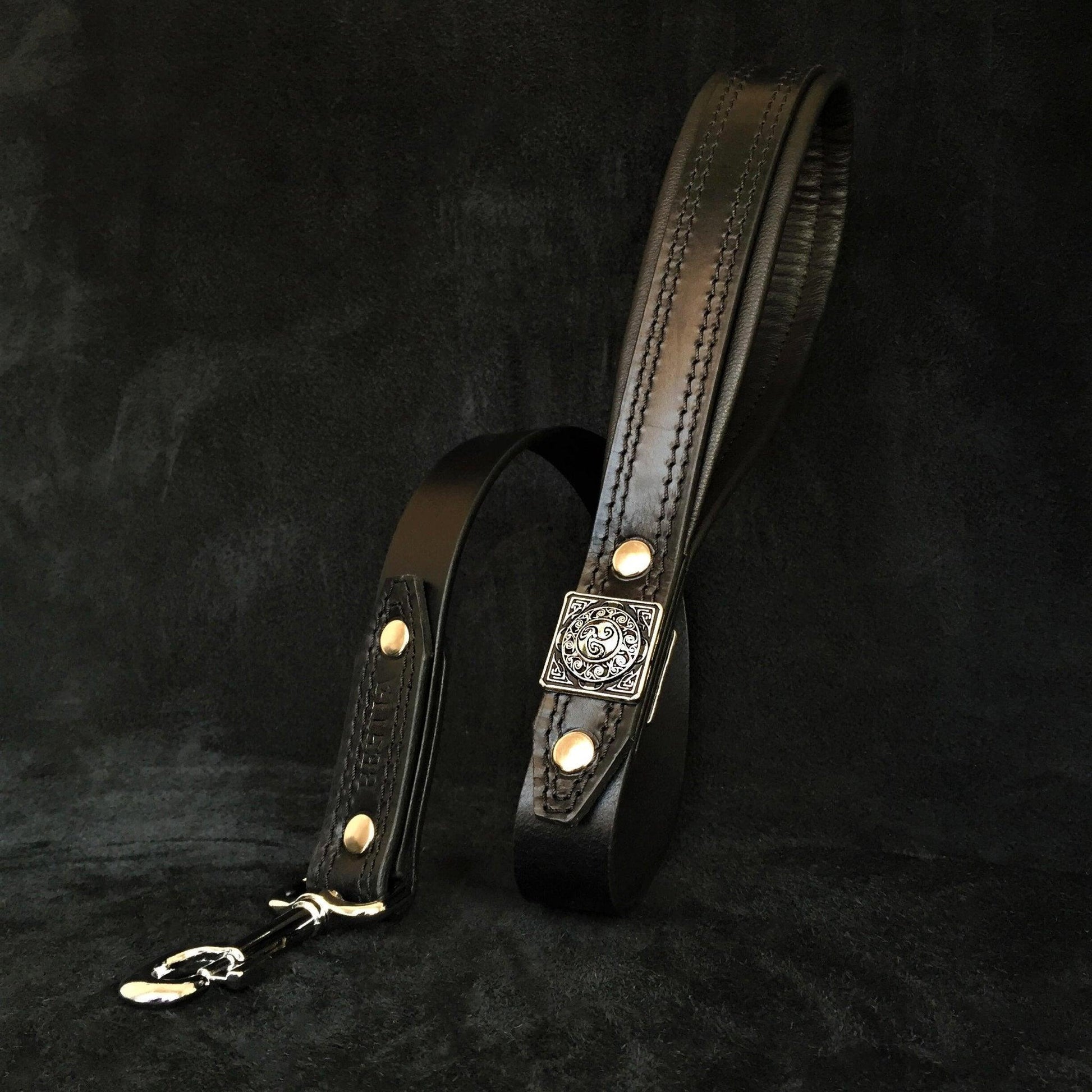 The ''Eros'' Leash all Black-0